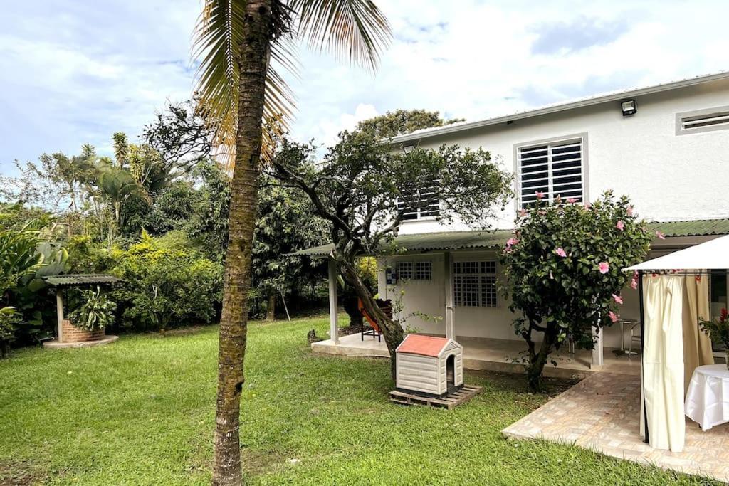 Casa Campestre Con Piscina Y Jacuzzi Cerca A Ginebra Valle Del Cauca * Guacari